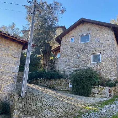 Domek alpejski Geres Country - Palheiro Rio Caldo
